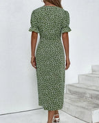Robe Midi Fleurie à Col V et Taille Froncée