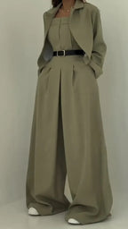 Combinaison Femme à Jambes Larges avec Cape Amovible