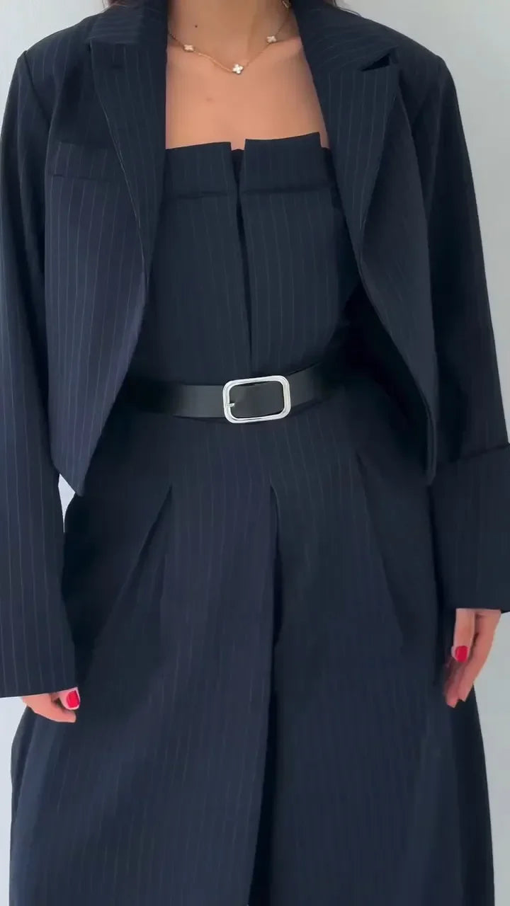 Combinaison Femme à Jambes Larges avec Cape Amovible