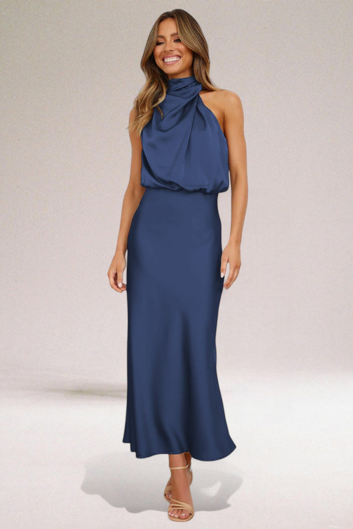 Robe Longue Drapée à Col Montant Sans Manches