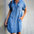 Robe Chemise Courte en Denim à Poches et Boutonnage Frontal