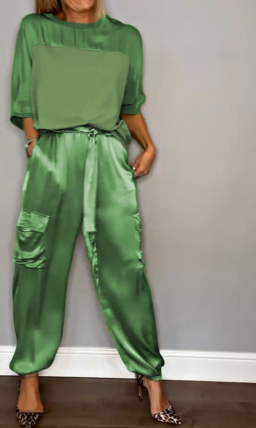 Ensemble Satiné Haut Ample et Pantalon Jogger