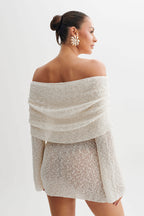 Robe Courte Pailletée à Épaules Dégagées