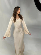 Robe Longue Ajustée à Manches Évasées
