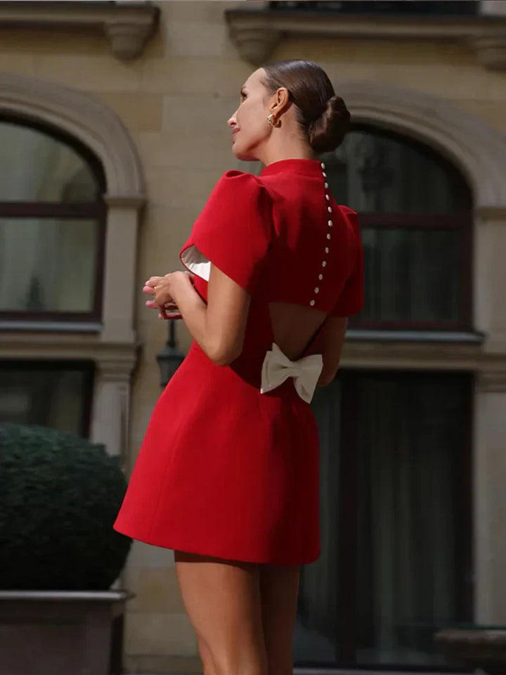 Robe Courte à Manches Bouffantes et Dos Découpé
