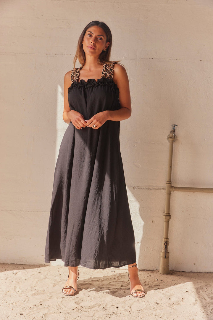 Robe Longue Fluide à Bretelles Perlées