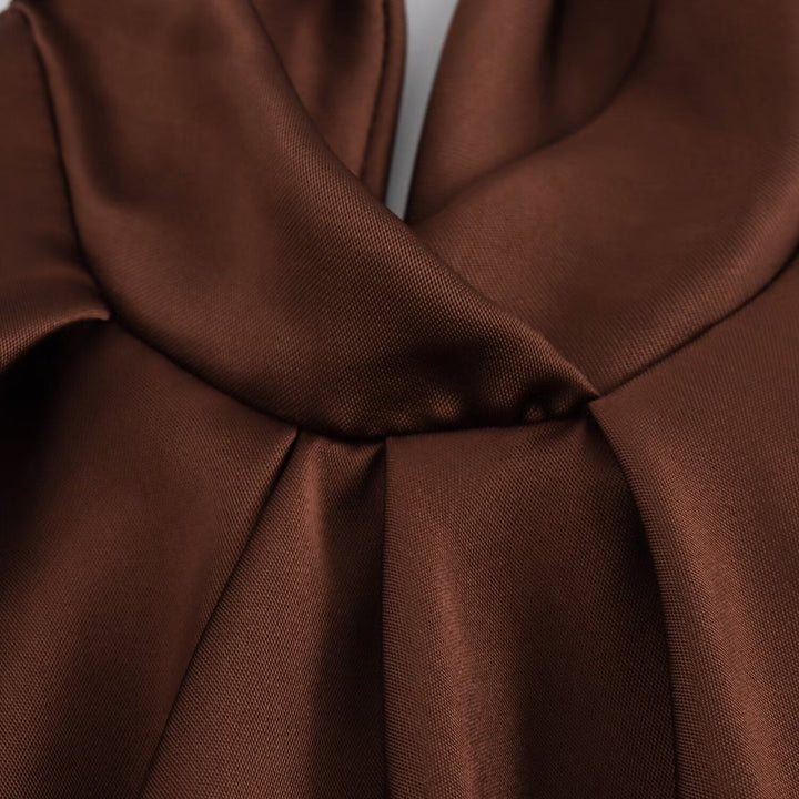 Robe Longue Satinée à Col Noué Dos Nu