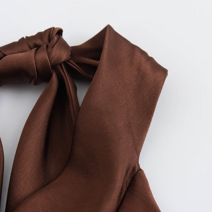 Robe Longue Satinée à Col Noué Dos Nu