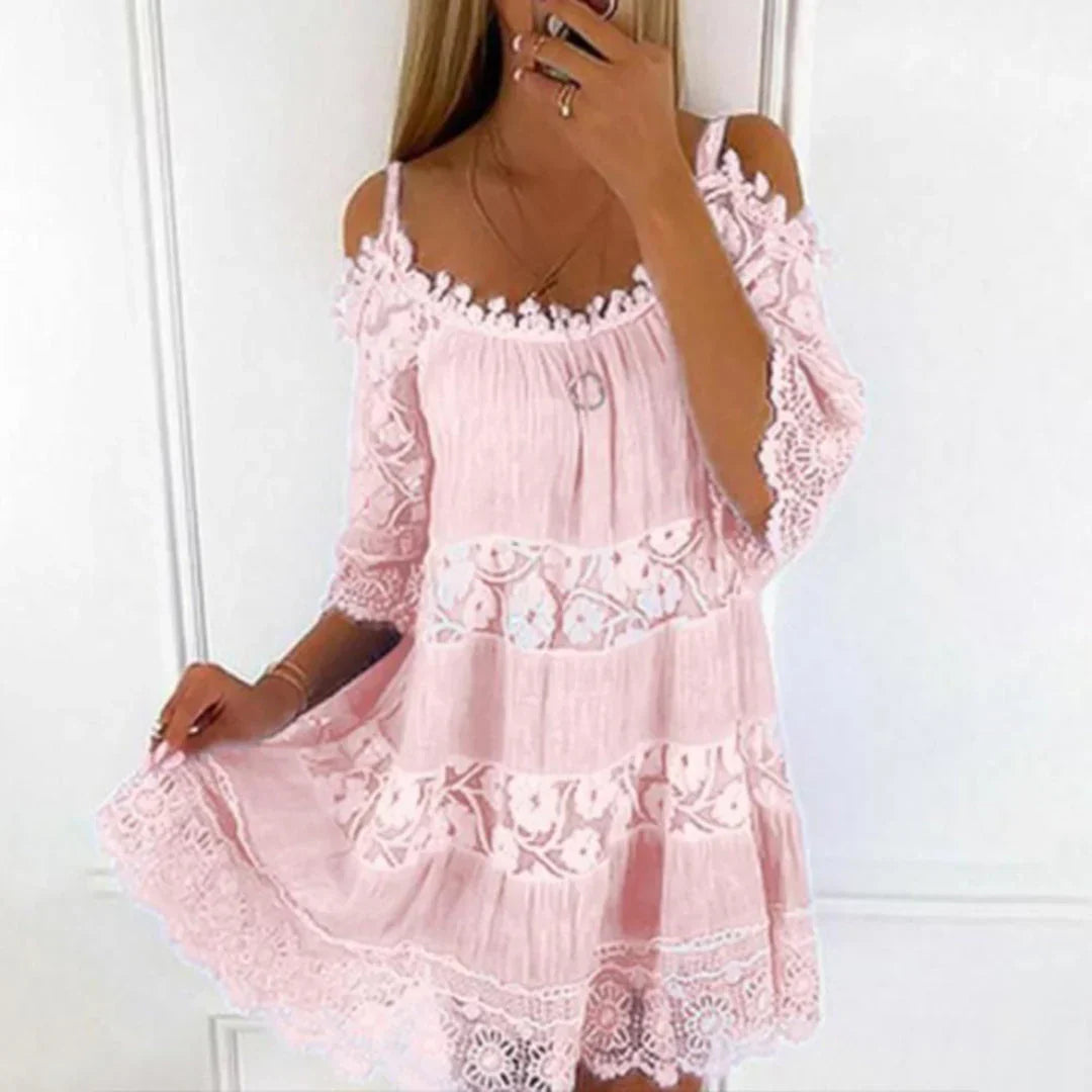 Robe Courte en Dentelle à Épaules Dégagées