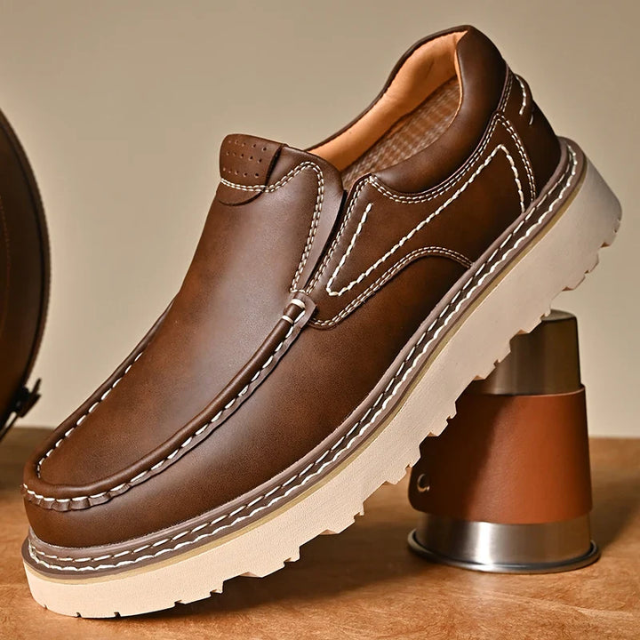 Chaussures Slip-On en Cuir Semelle Épaisse Confort et Style Urbain