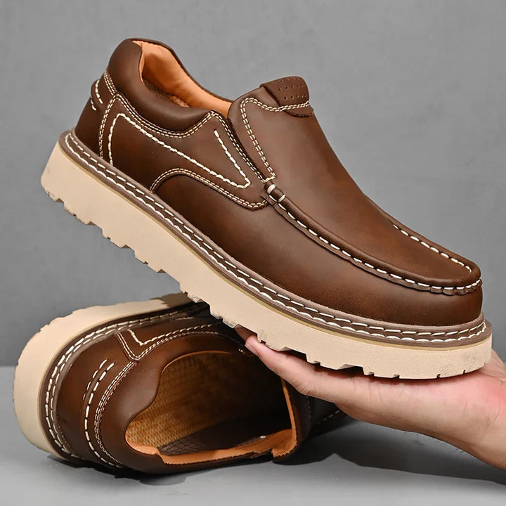 Chaussures Slip-On en Cuir Semelle Épaisse Confort et Style Urbain