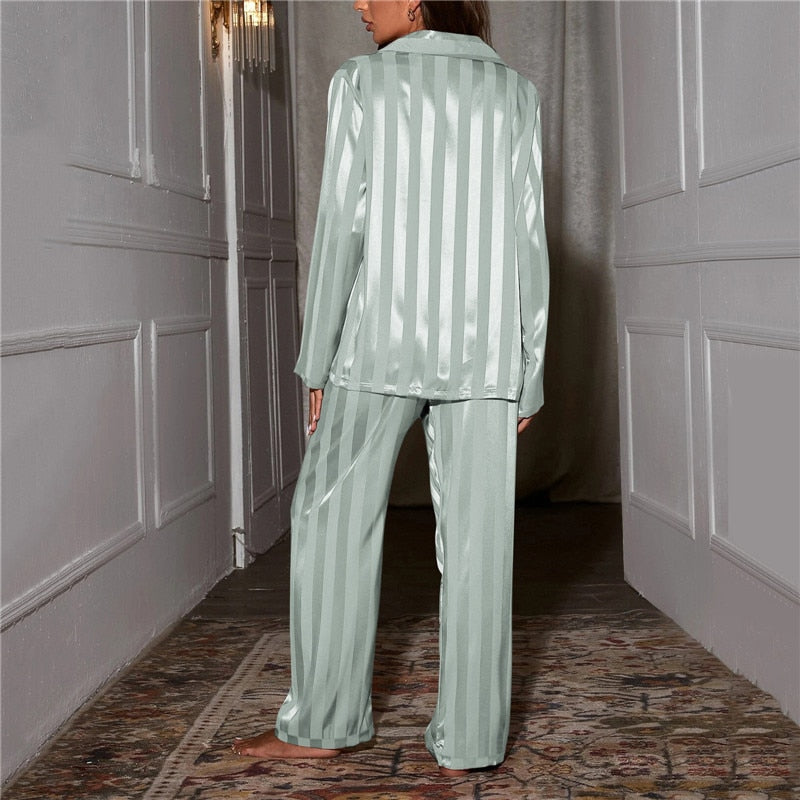 Ensemble Pyjama Satiné Rayé Femme