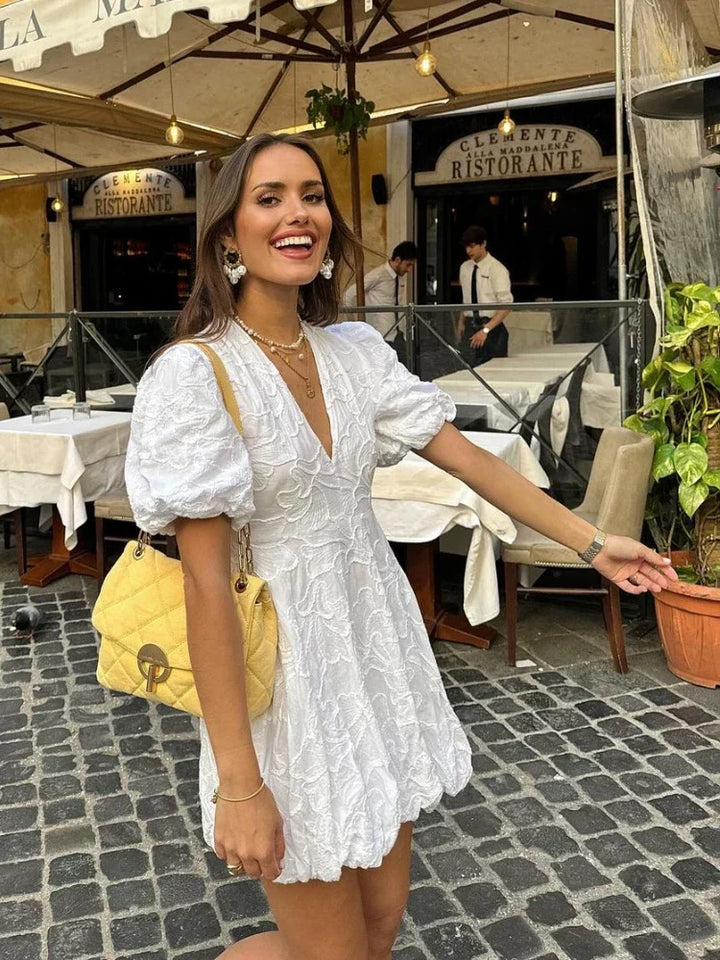 Robe Courte Brodée à Col V et Manches Bouffantes