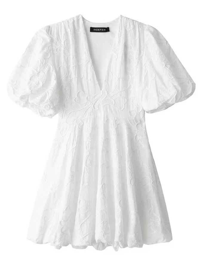 Robe Courte Brodée à Col V et Manches Bouffantes