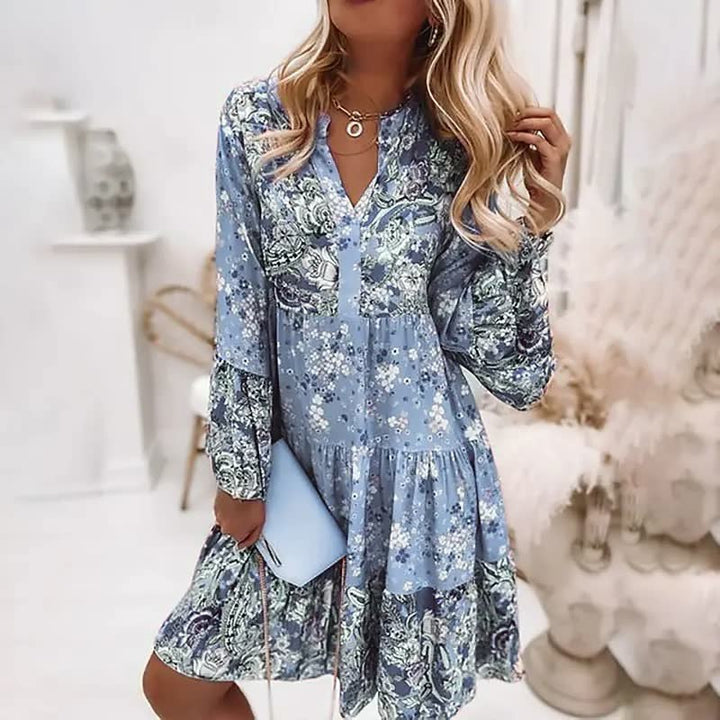 Robe Courte Fleurie à Volants et Col V Boutonné