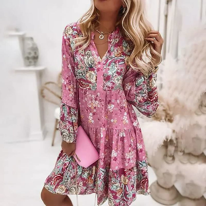 Robe Courte Fleurie à Volants et Col V Boutonné