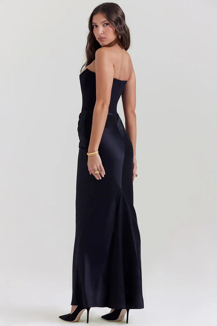 Robe Longue Bustier Drapée à Coupe Ajustée