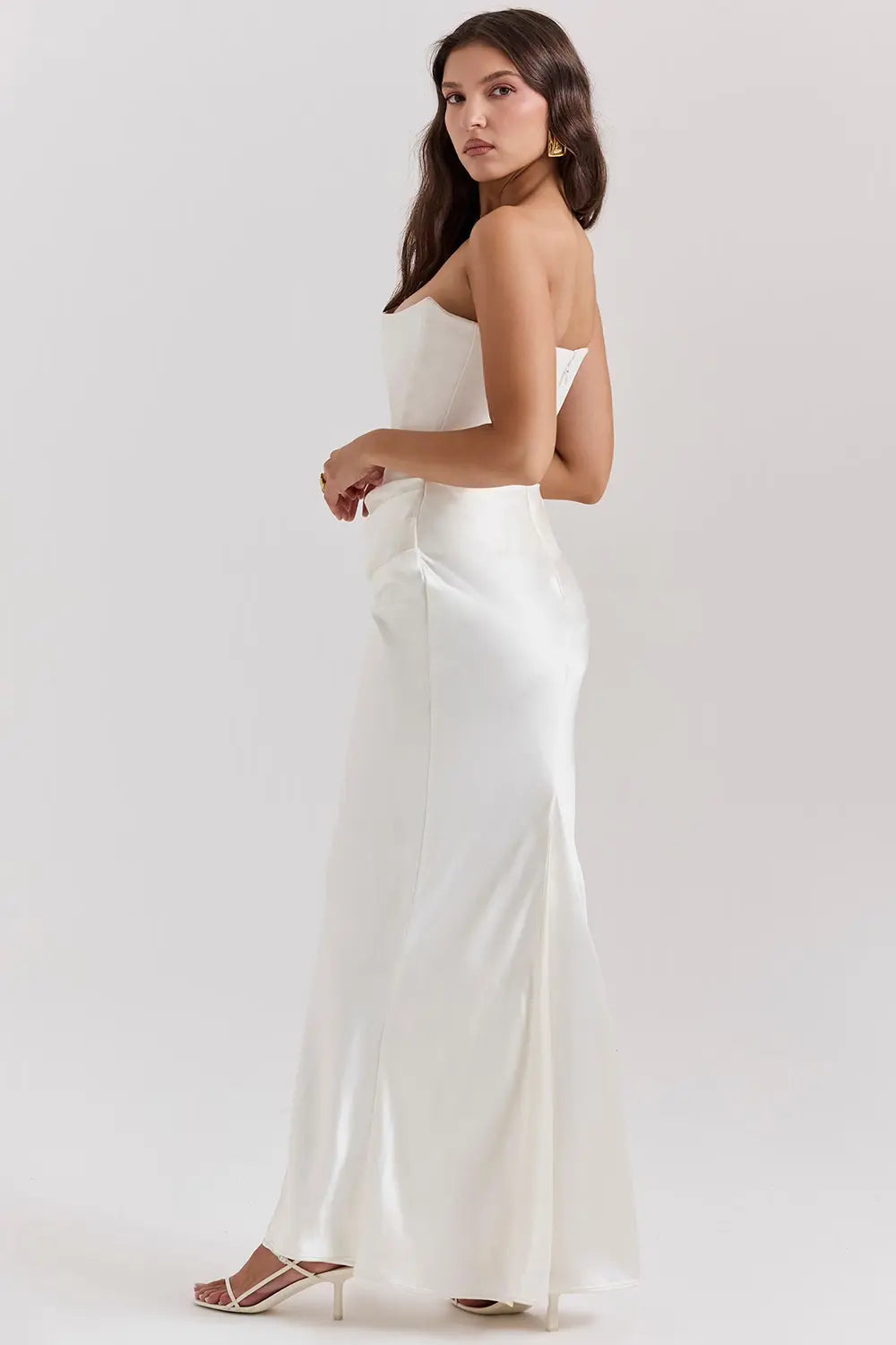 Robe Longue Bustier Drapée à Coupe Ajustée