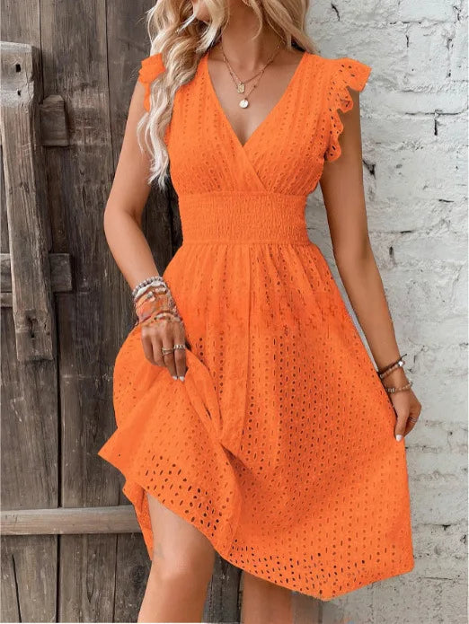 Robe Midi Brodée à Col V Femme