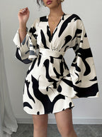 Robe mini à motif abstrait pour femme