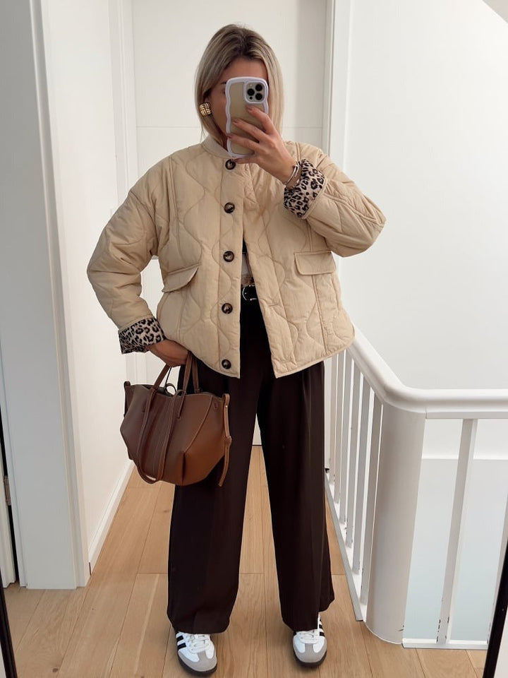 Veste Matelassée Courte à Poches Plaquées